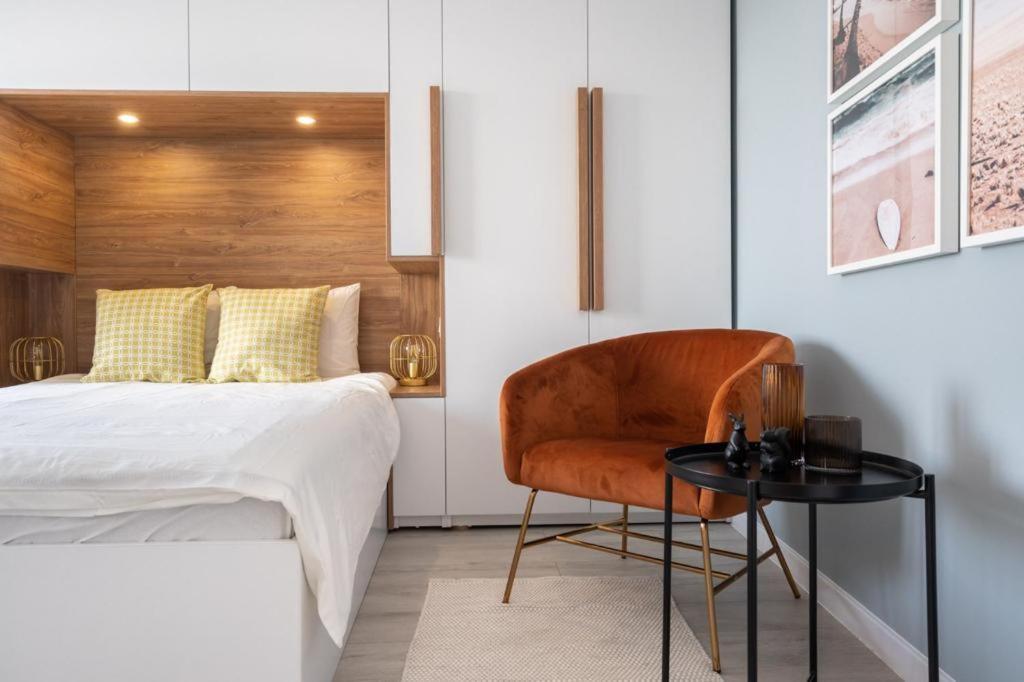 Piata Romana, Two Bedrooms Apartment Бухарест Экстерьер фото
