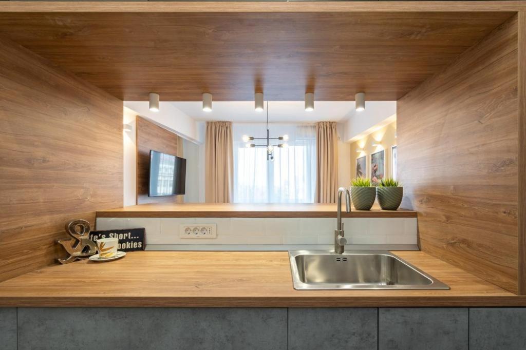 Piata Romana, Two Bedrooms Apartment Бухарест Экстерьер фото