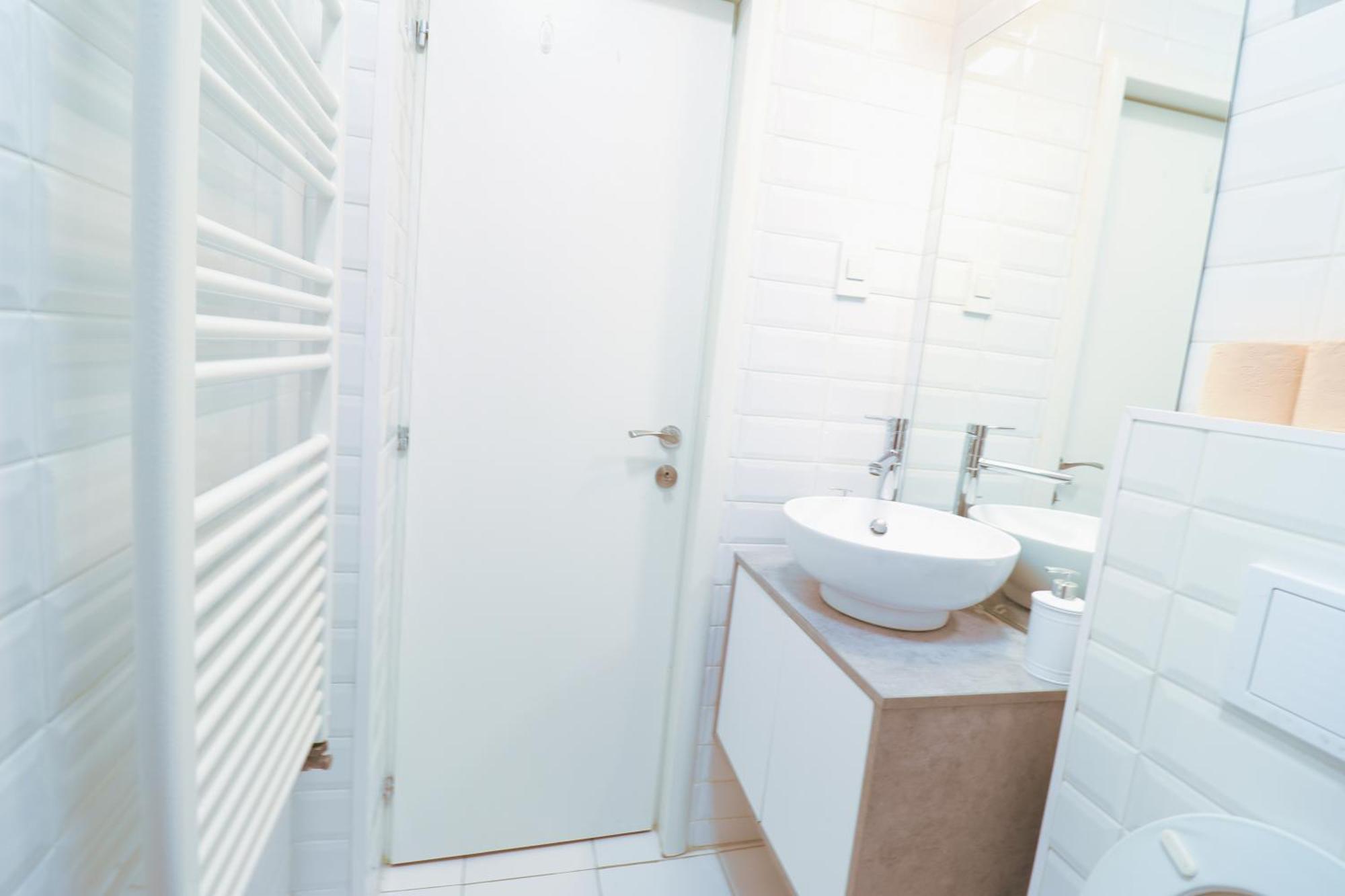 Piata Romana, Two Bedrooms Apartment Бухарест Экстерьер фото